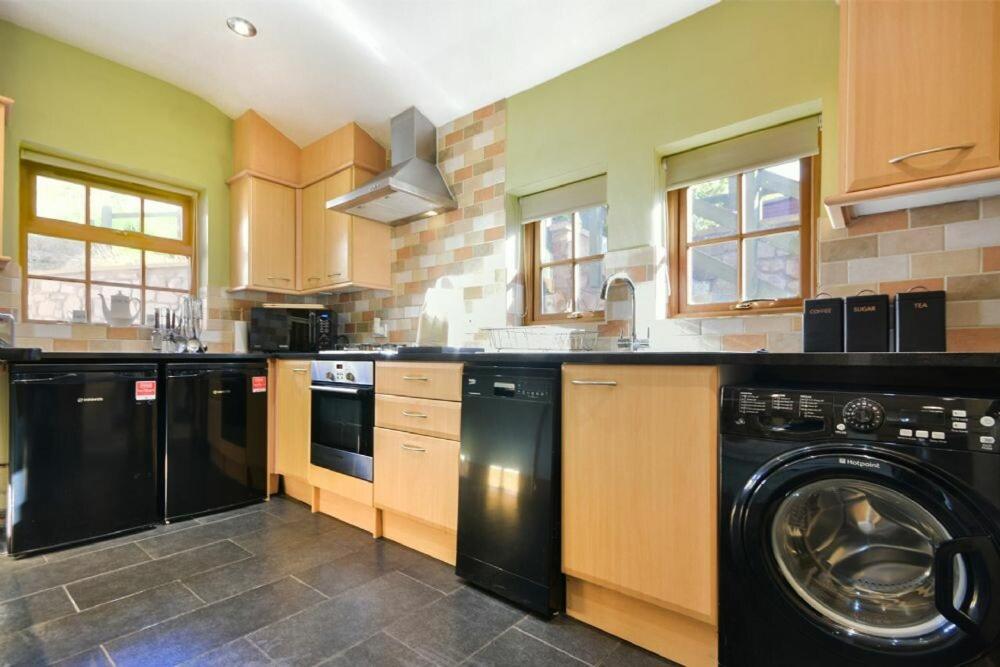 Heather Cottages - Grey Seal แบมบะระ ภายนอก รูปภาพ