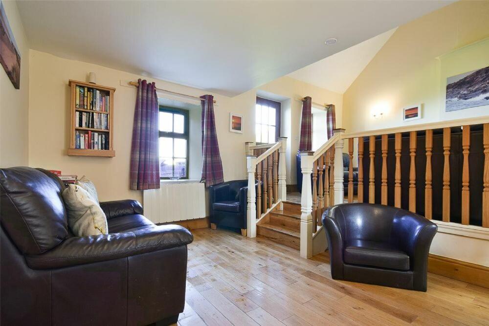 Heather Cottages - Grey Seal แบมบะระ ภายนอก รูปภาพ